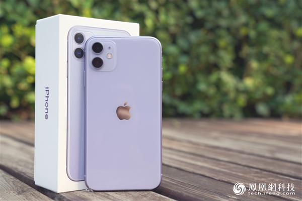 iphone 11图赏:刘海全面屏依旧,后置双摄颜色更时尚